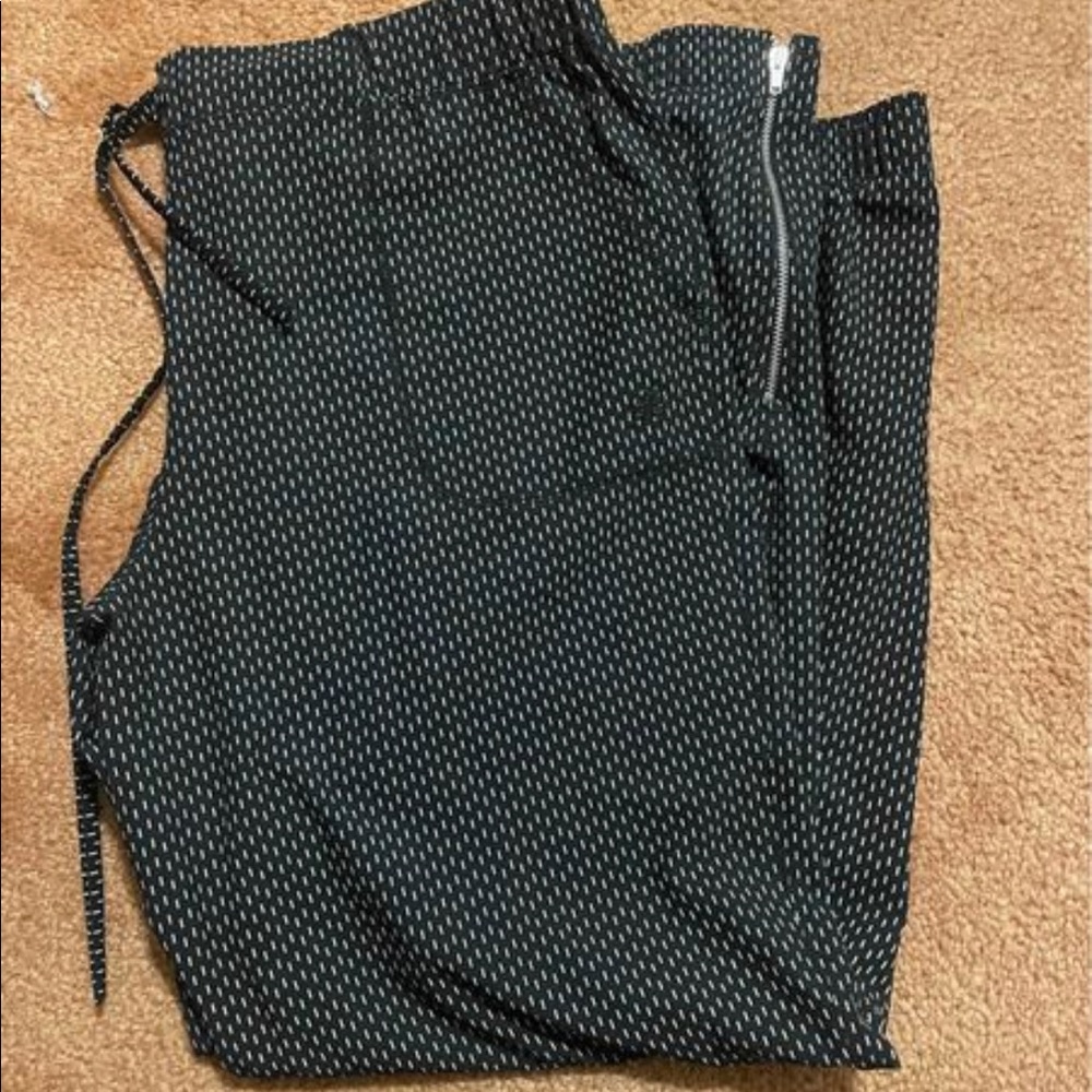 Size Large
Albion Fit dash jetsetters. 
New without tag. Retails for $88.